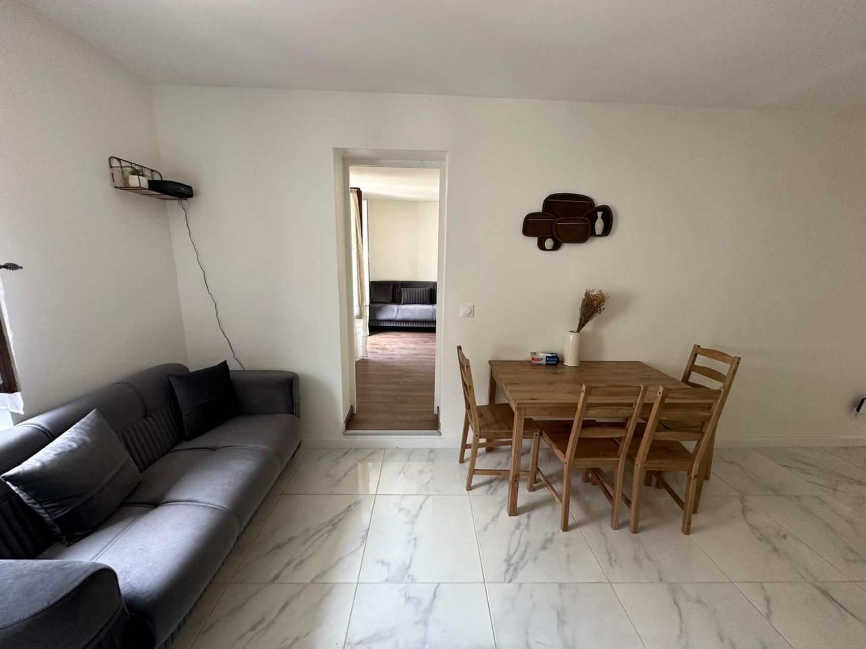 Appartement Calme Moderne Proche De Disneyland Wifi & Cafe Gratuit & Arrivee Autonome Bussy-Saint-Georges Extérieur photo